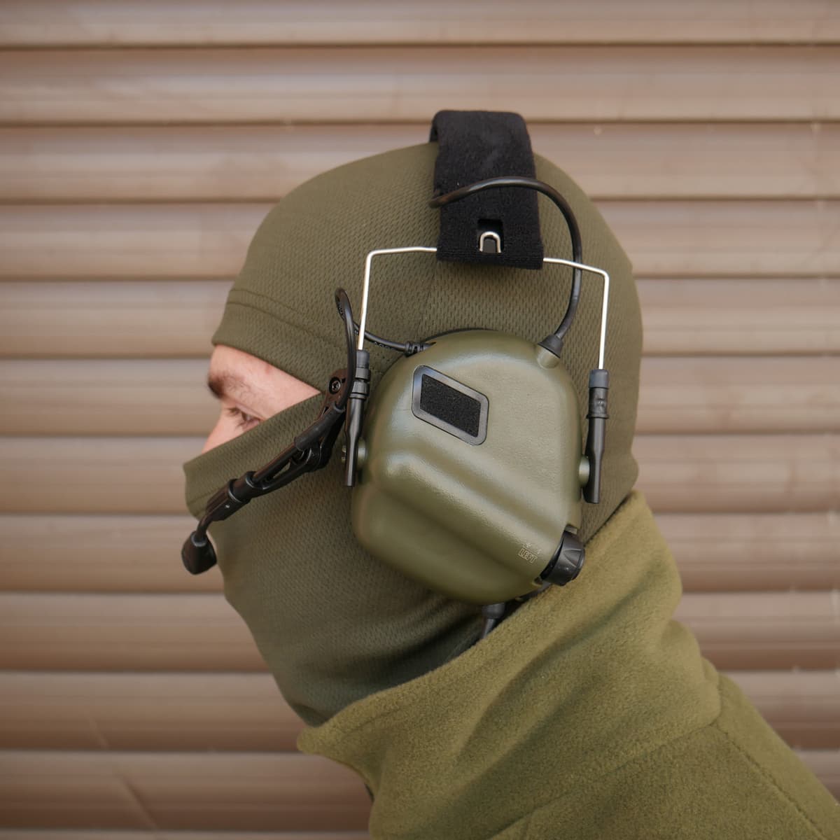 Тактичні навушники EARMOR M32 з універсальним кріпленням Олива — фото 9