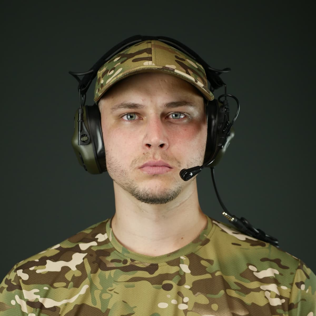 Цифрові активні ззахисні навушники Earmor M32 PLUS Олива — фото 9